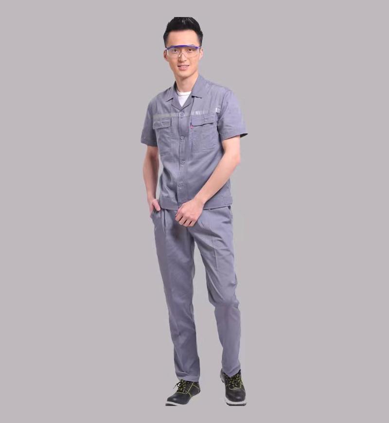 Short Sleeved Gray Suit