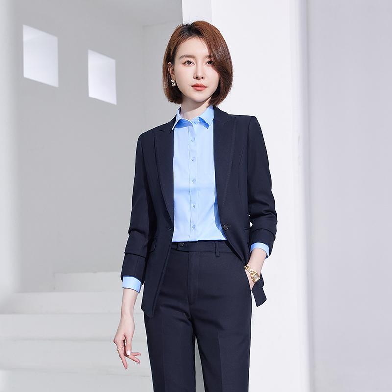 Women's Suit/navy Blue