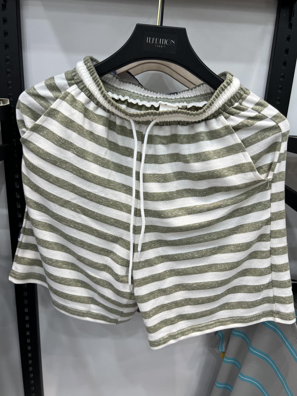 Knitted Striped Shorts 26091 # T-shirt Short Sleeved Round Neck