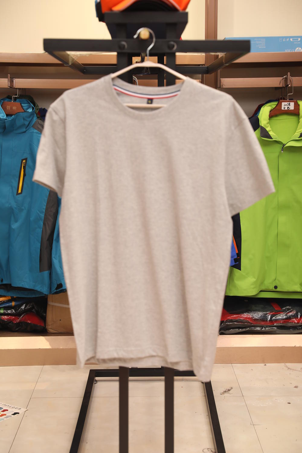 CVE01 Color Stripe Collar T-shirt Short Sleeved Round Neck