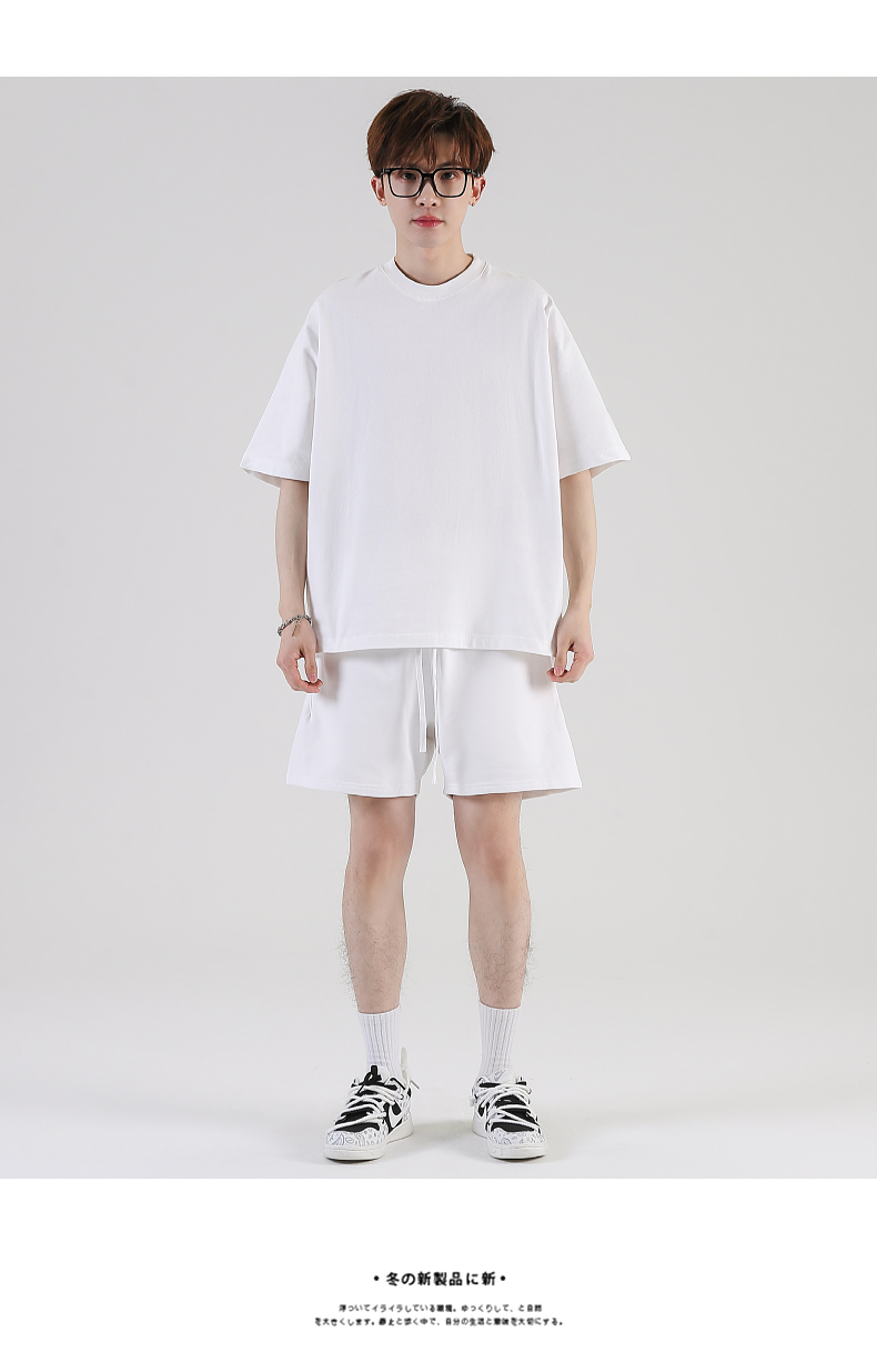 T032 Heavy silhouette bat sleeve short sleeve T-shirt