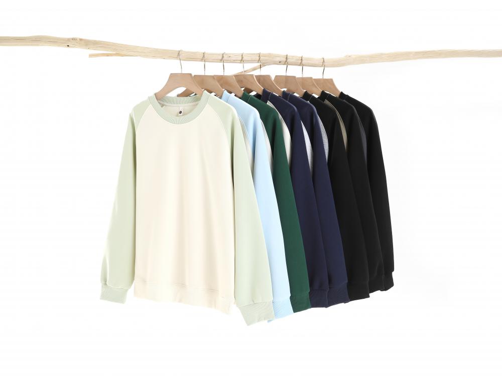 Z01# Round Neck Raglan Sweater