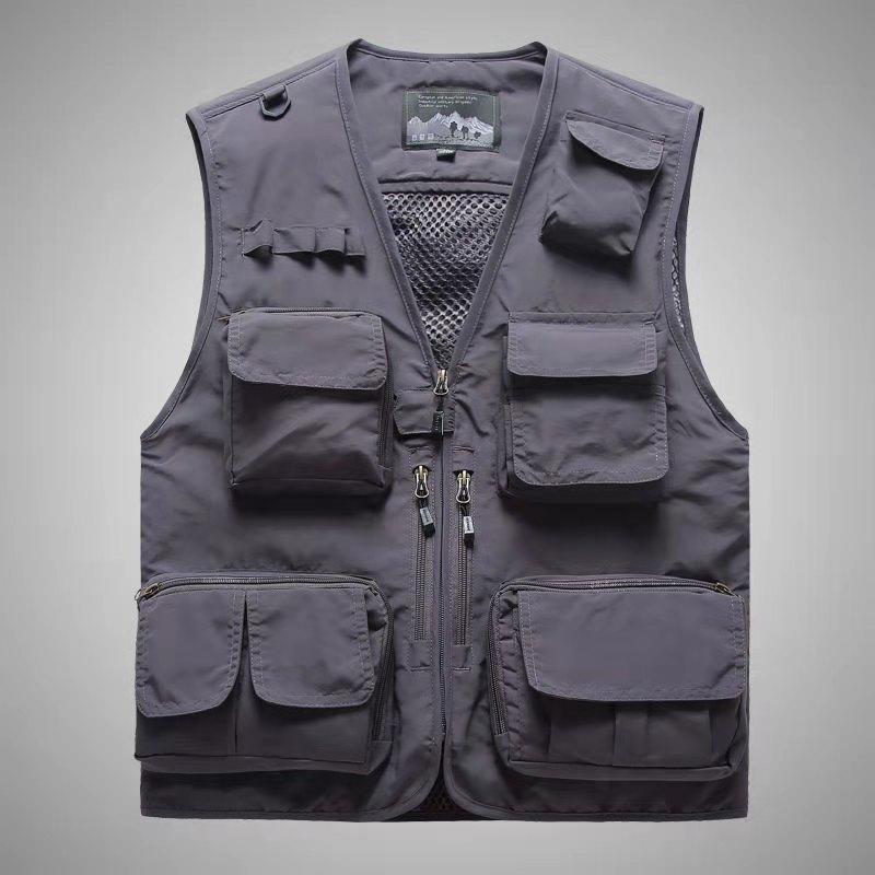 004 Multi-pocket vest