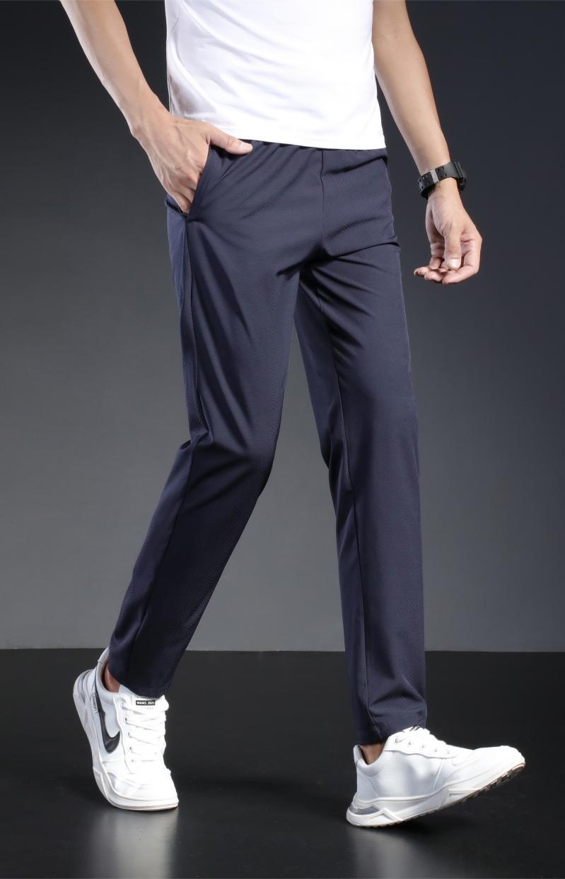 706387# Woven jacquard trousers