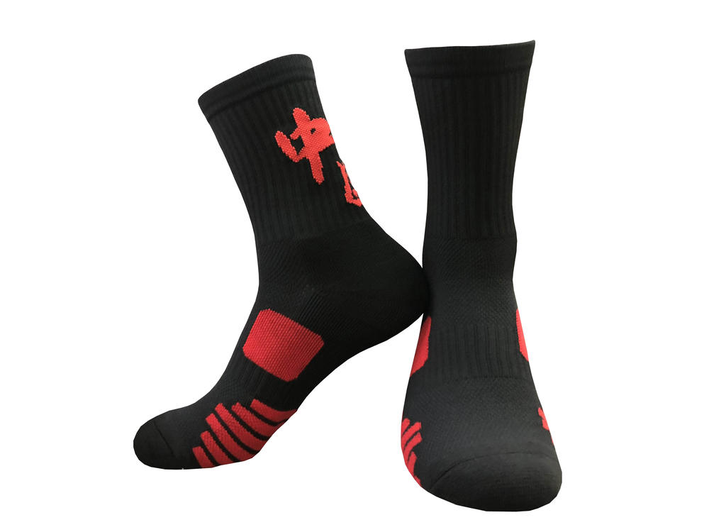 DML7651 Adult High Top Non-slip Basketball Socks