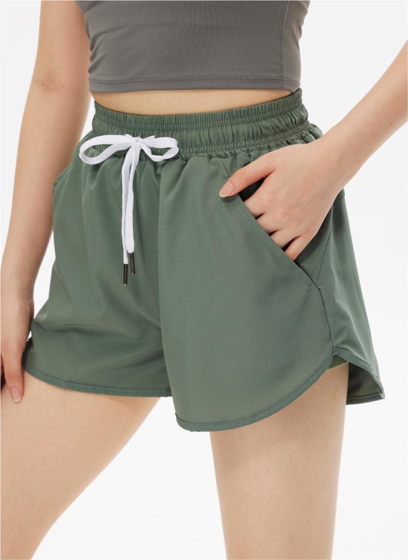 019# Women Double Layer Shorts Three Pants