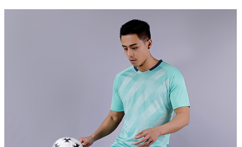 Colorful rhythmic sportswear football suit adult GM6-9113