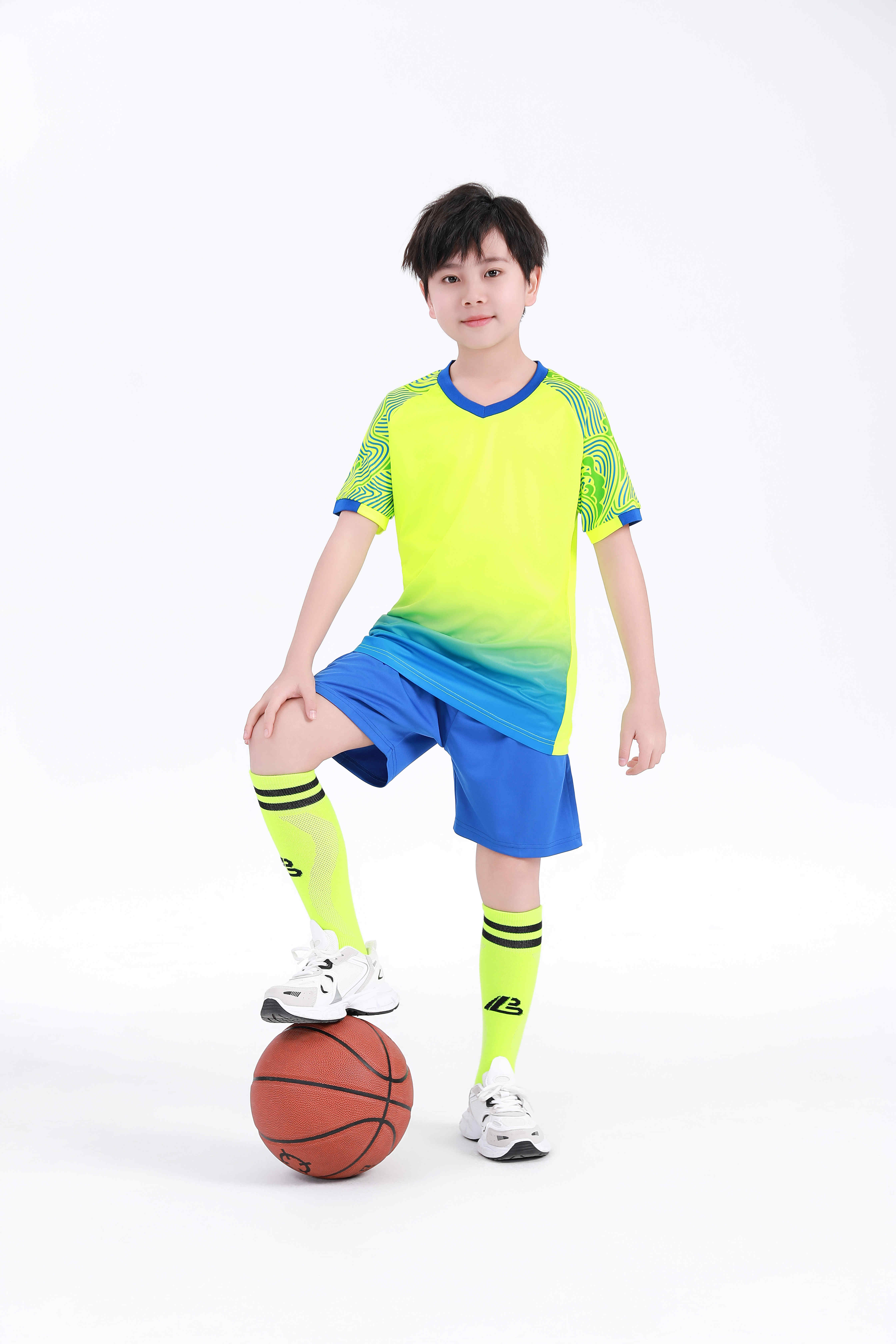 Gradient color football training suit for children GY6-0751