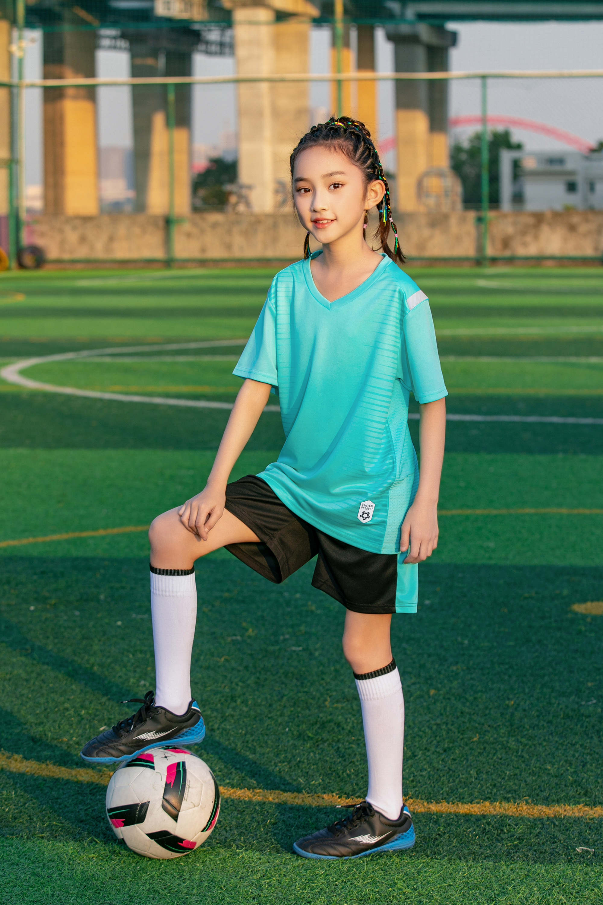 Moisture-absorbent and breathable color-blocked football training suit for children GR4-D8865