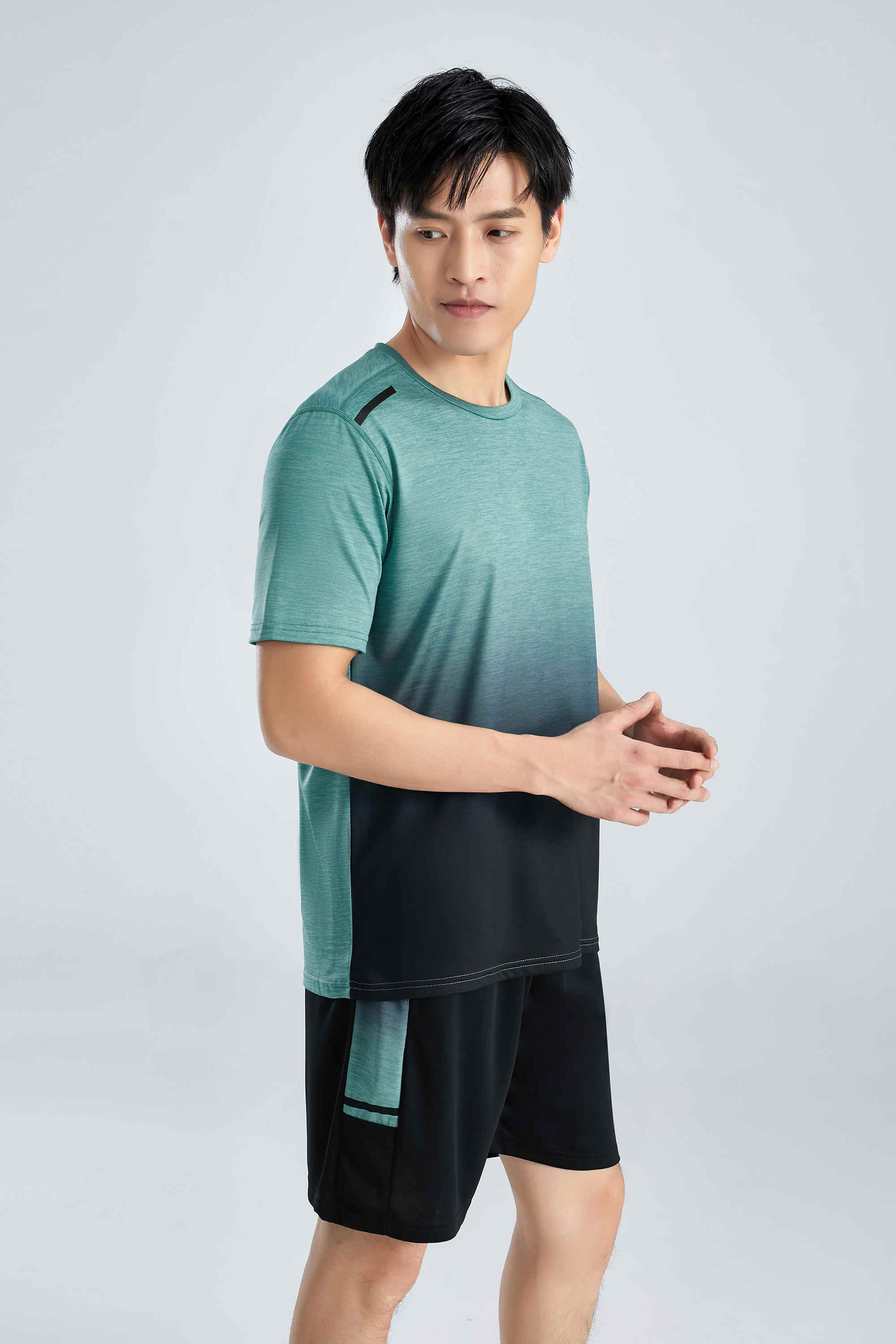 Moisture wicking gradient summer men sports suit GR4-6806