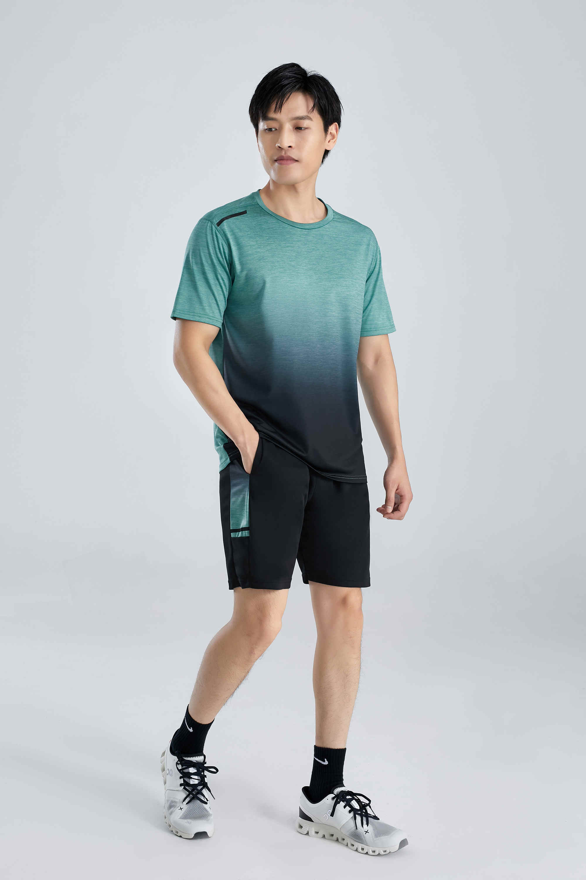 Moisture wicking gradient summer men sports suit GR4-6806