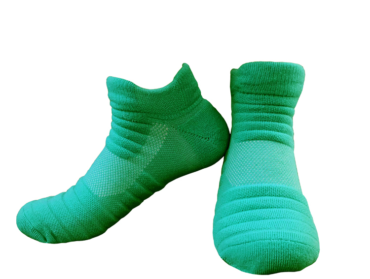 Low-top elite muscle basketball socks for adults GY9-JCB3001