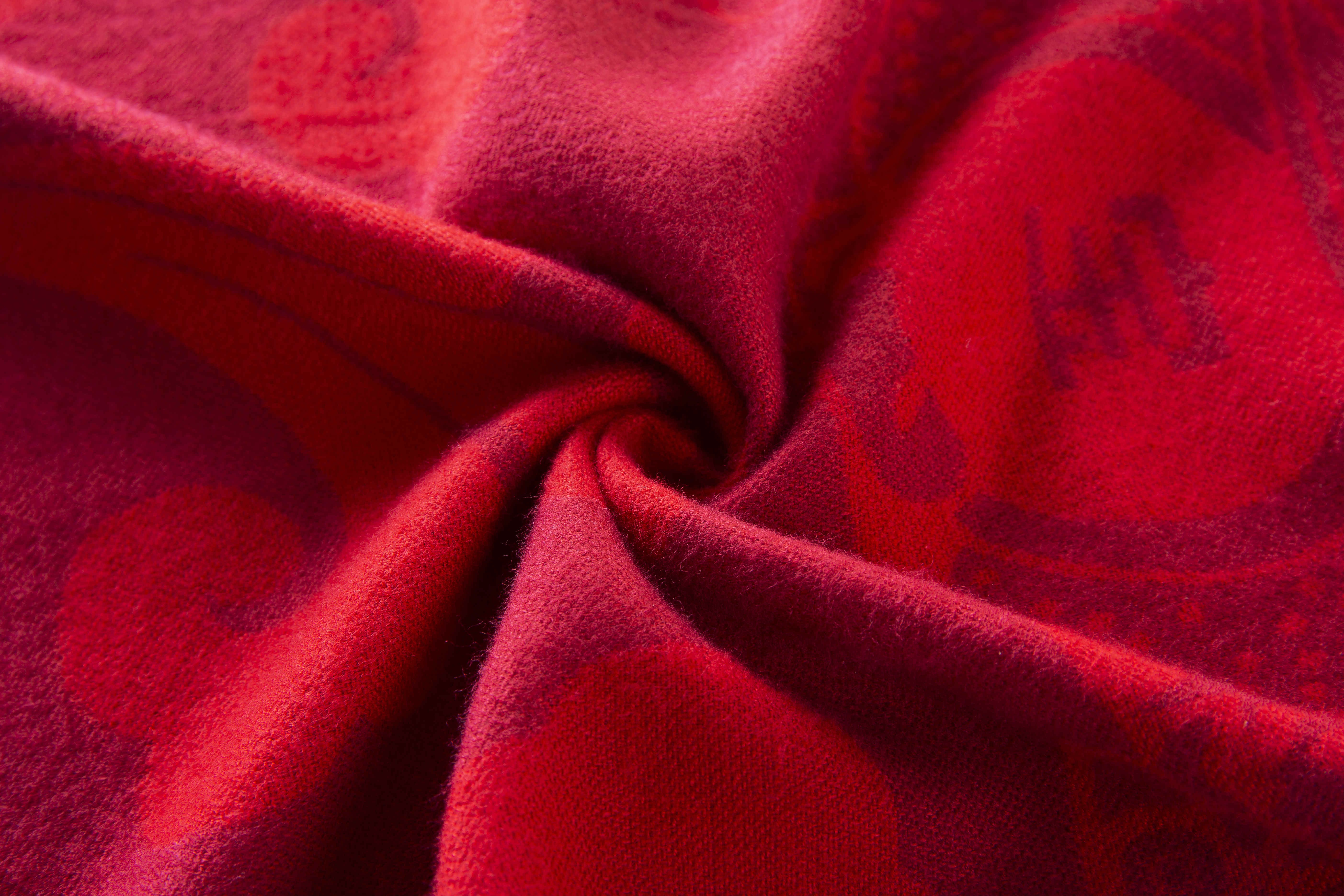 140g jacquard red scarf GT3-scarf 6